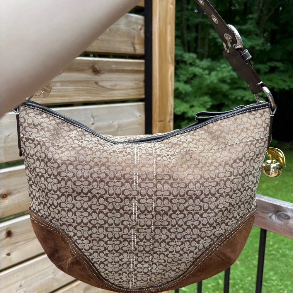 Coach Brown and Cream Shoulder Bag with Floral Accent - Picture 2 of 4